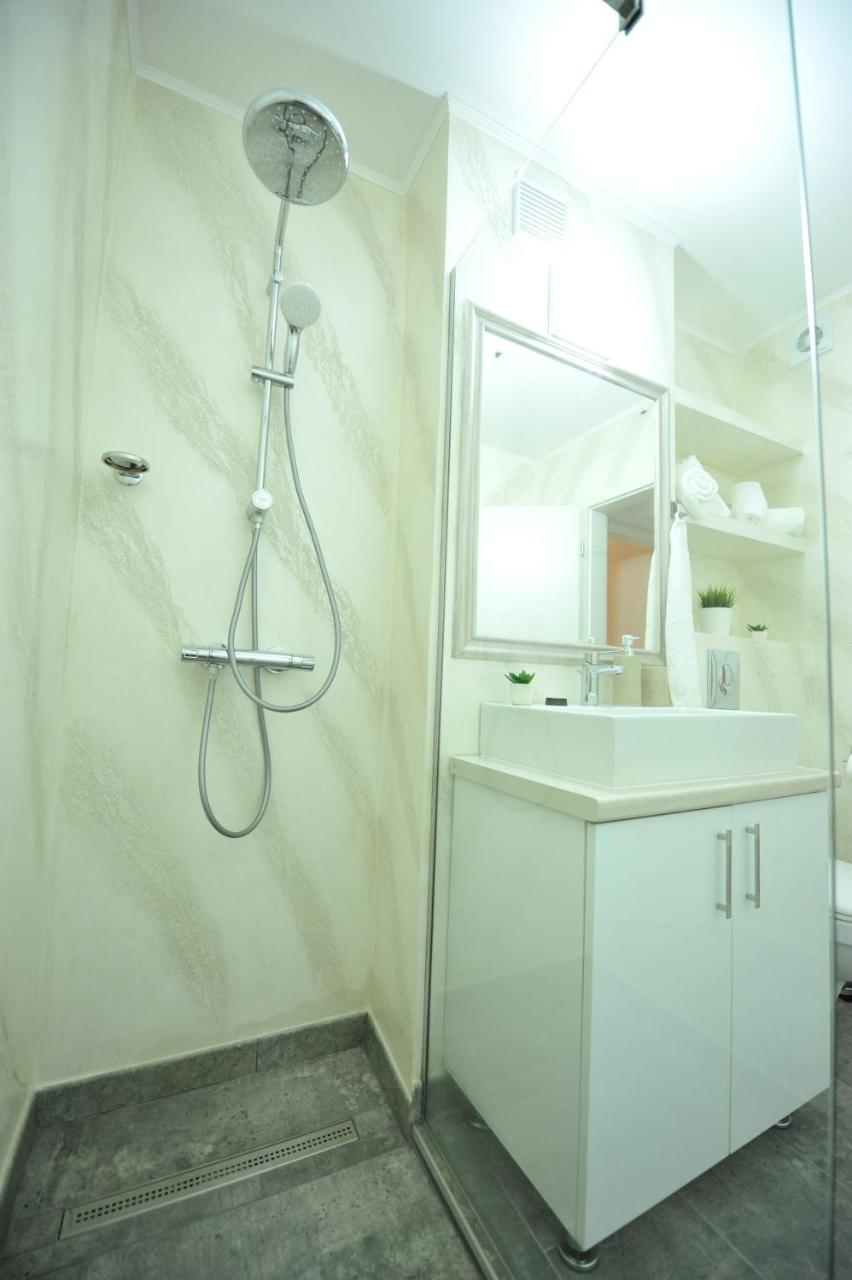 Bella-Isa Apartment Central Sibiu Exterior photo